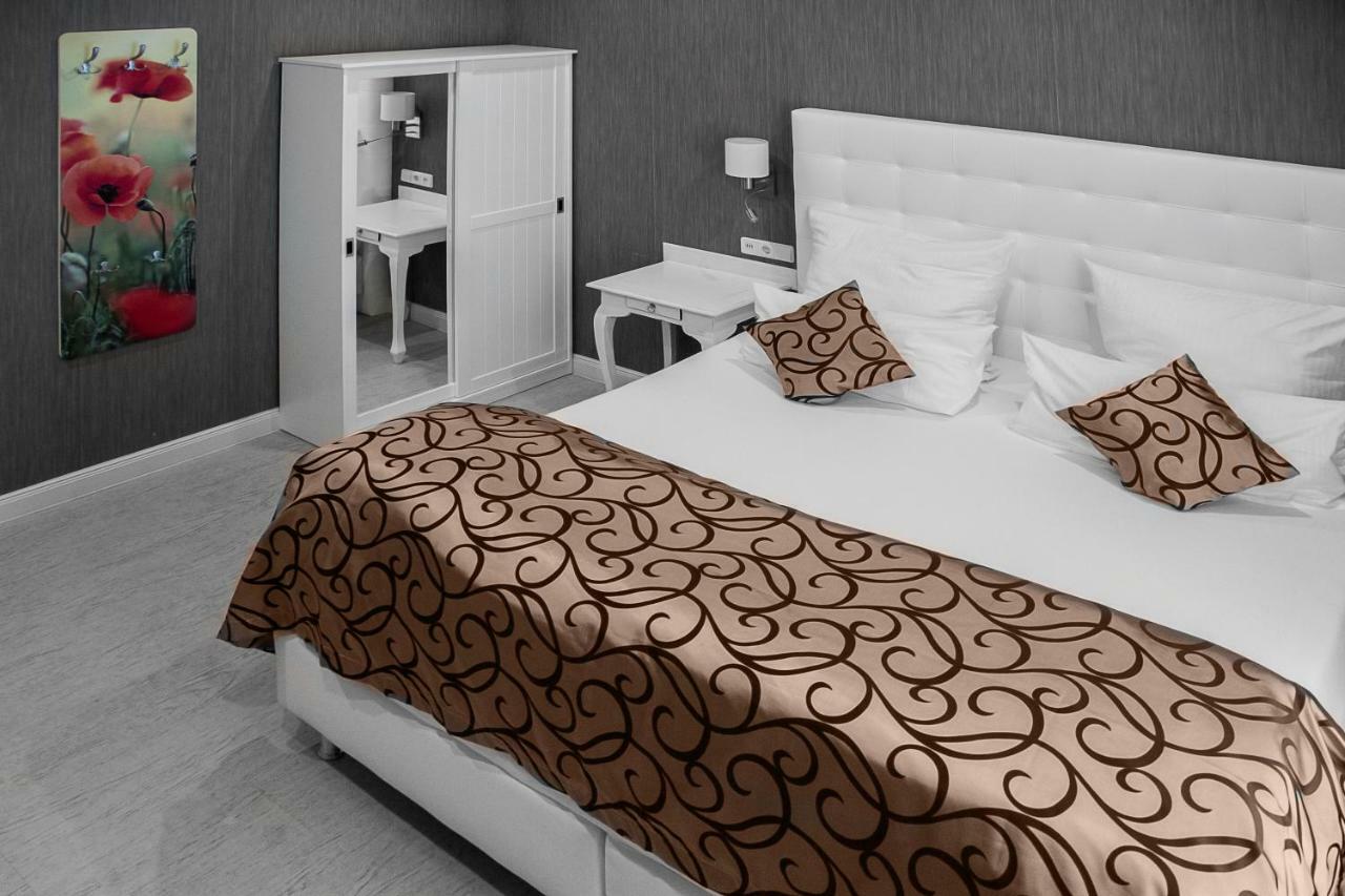 Haus Hotel & Pension Villa Laluna Blankenburg  Zewnętrze zdjęcie